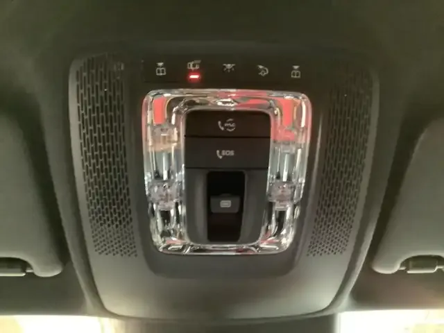 Mercedes-Benz GLA 220