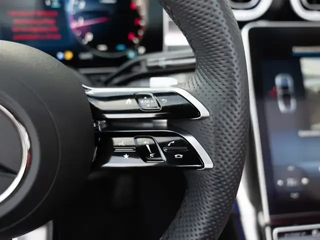 Mercedes-Benz CLE 200