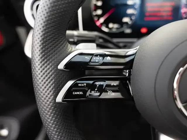 Mercedes-Benz CLE 200