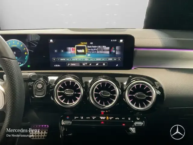 Mercedes-Benz CLA 250