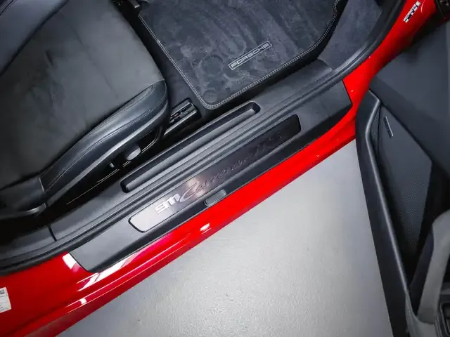 Porsche 992