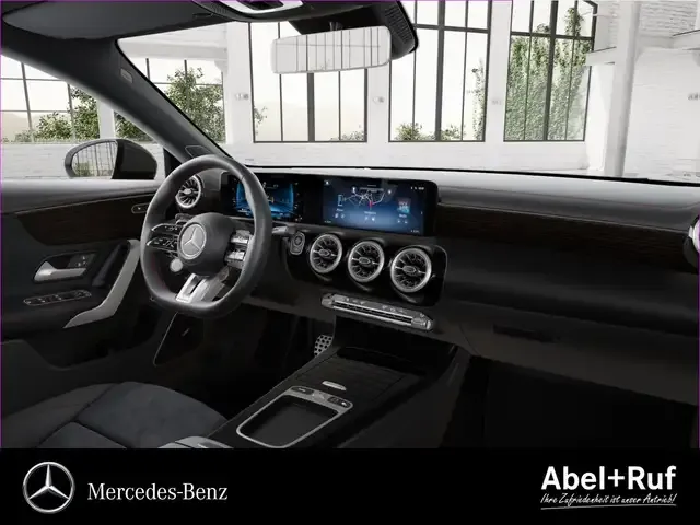 Mercedes-Benz CLA 35 AMG