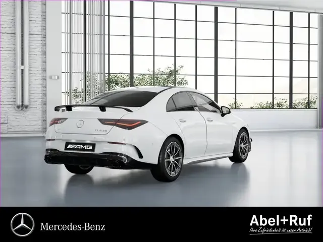 Mercedes-Benz CLA 35 AMG