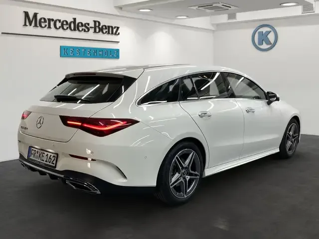 Mercedes-Benz CLA 200