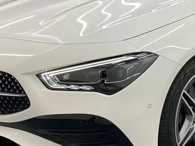 Mercedes-Benz CLA 200