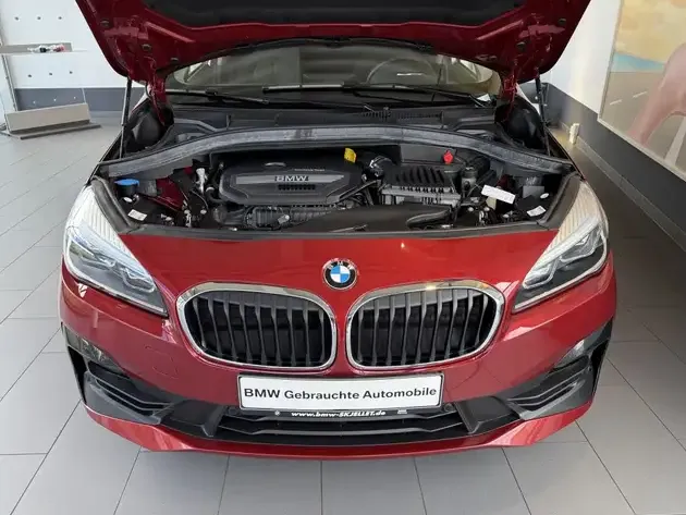 BMW 218
