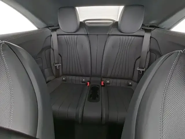 Mercedes-Benz E 400