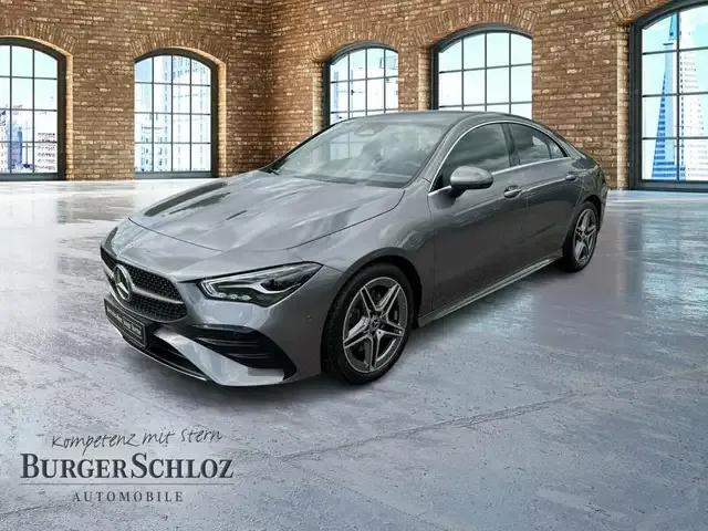Mercedes-Benz CLA 200