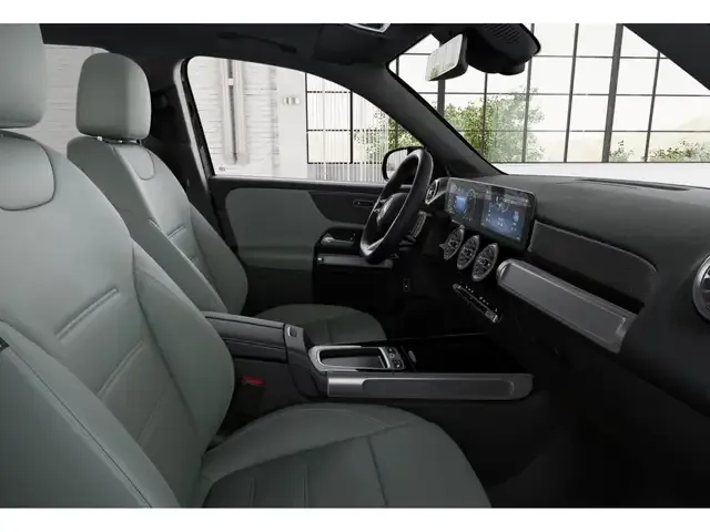 Mercedes-Benz GLB 220