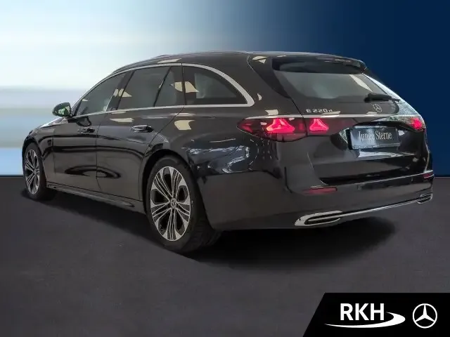 Mercedes-Benz E 220