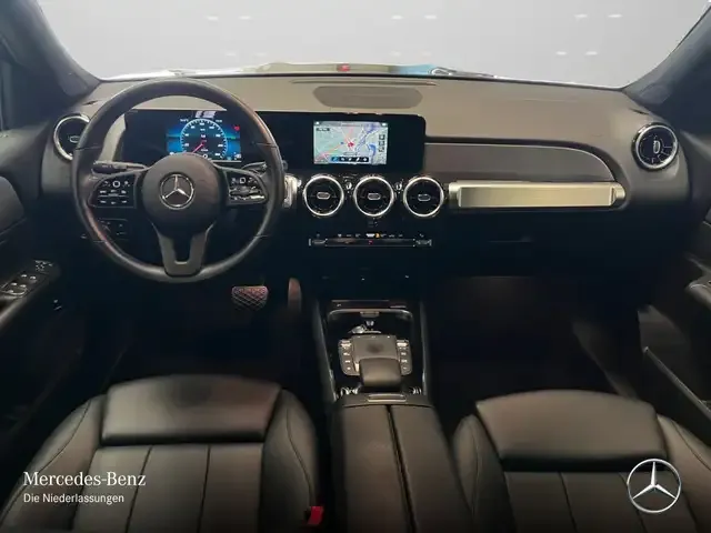 Mercedes-Benz GLB 200