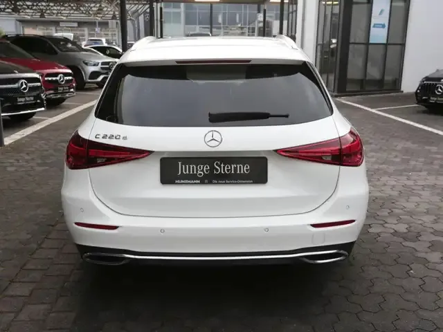 Mercedes-Benz C 220