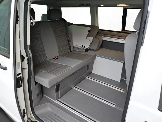 Volkswagen T6.1 California
