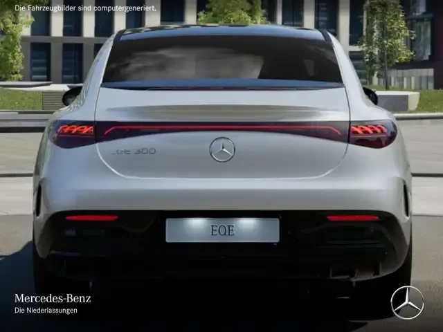Mercedes-Benz EQE 300