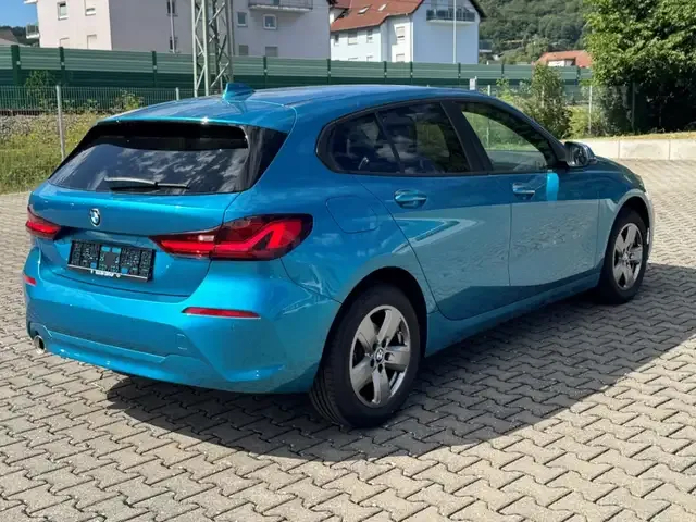 BMW 118