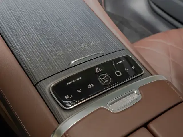 Mercedes-Benz EQS