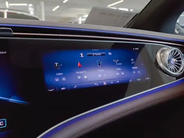 Mercedes-Benz EQS