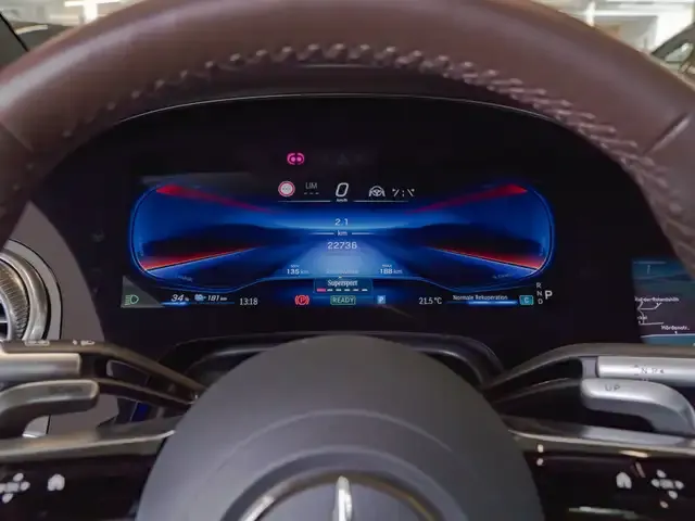 Mercedes-Benz EQS