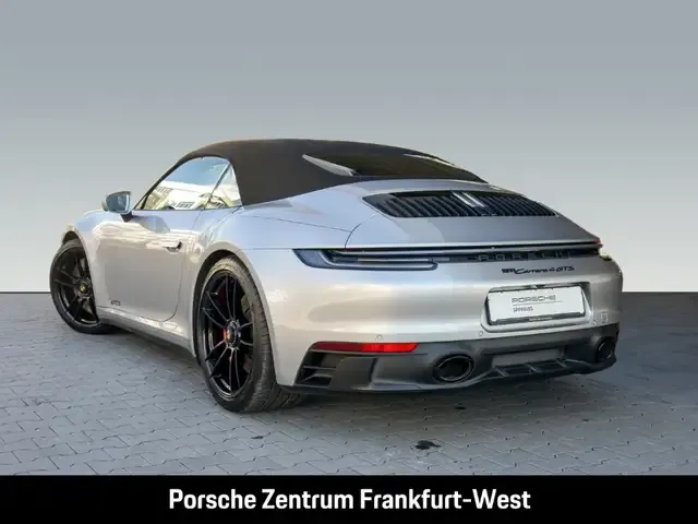 Porsche 992