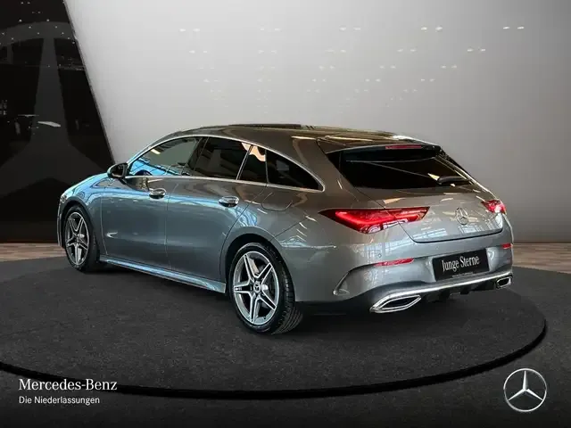Mercedes-Benz CLA 220