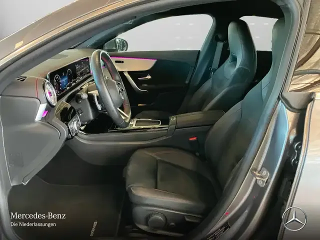 Mercedes-Benz CLA 220