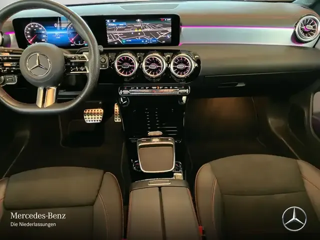 Mercedes-Benz CLA 220