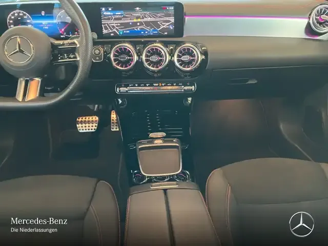Mercedes-Benz CLA 220