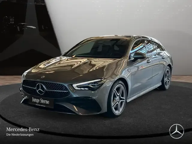 Mercedes-Benz CLA 220