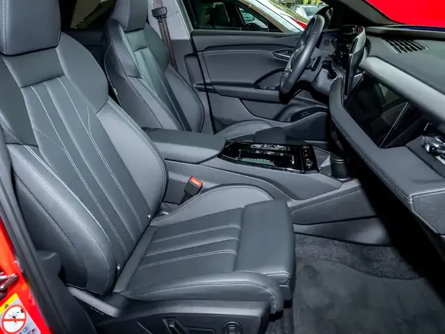 Audi Q6