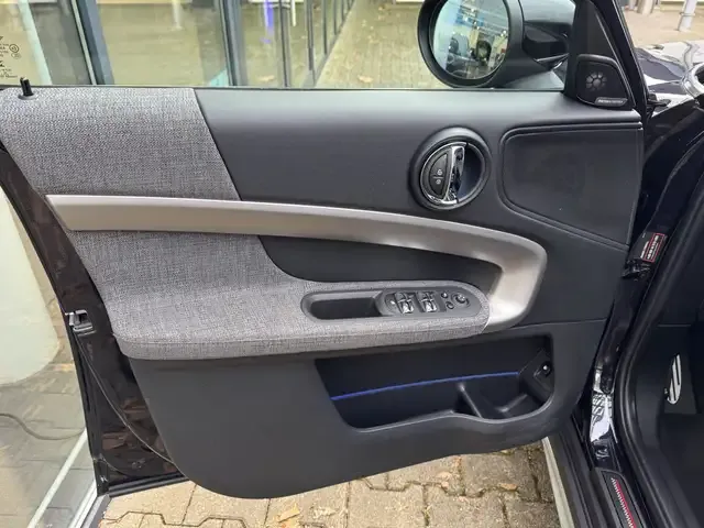 MINI Cooper SE Countryman