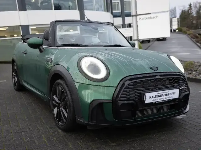MINI Cooper Cabrio