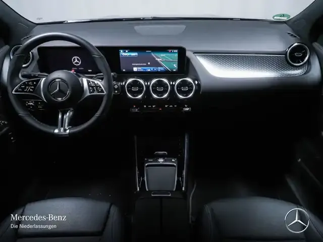 Mercedes-Benz GLA 180