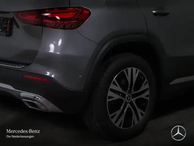 Mercedes-Benz GLA 180