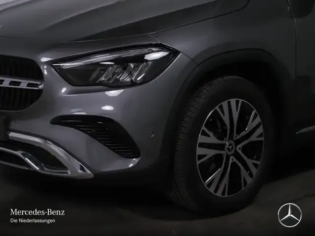 Mercedes-Benz GLA 180