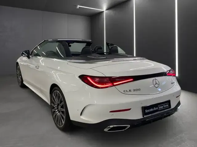 Mercedes-Benz CLE 300