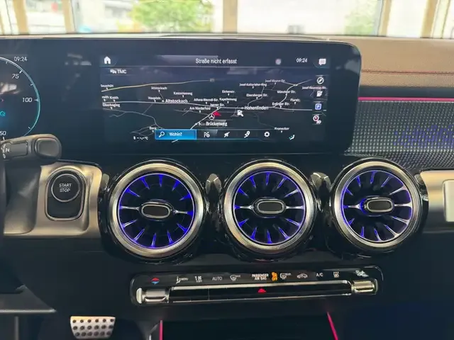 Mercedes-Benz EQB 250