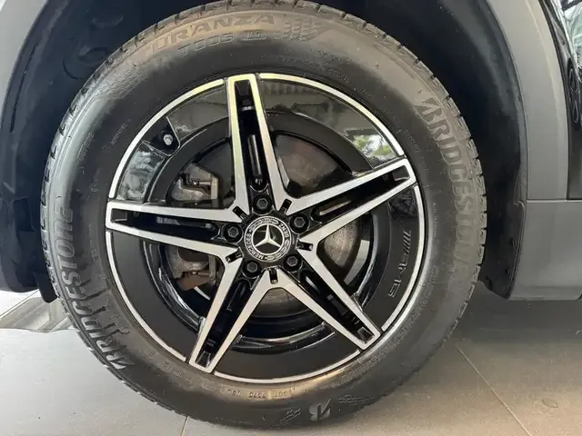 Mercedes-Benz EQB 250