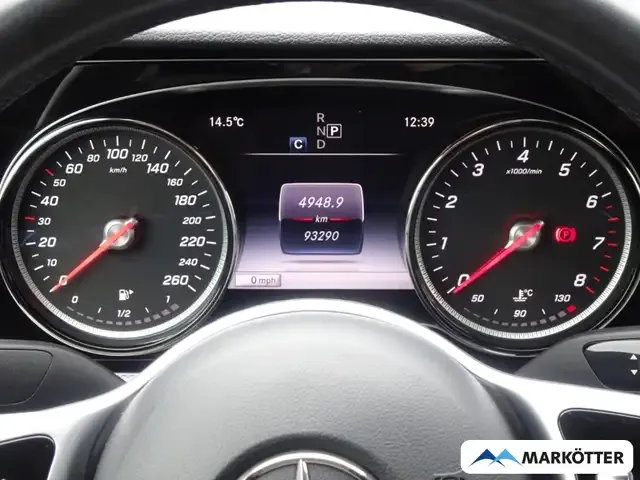 Mercedes-Benz E 200