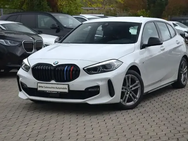 BMW 118