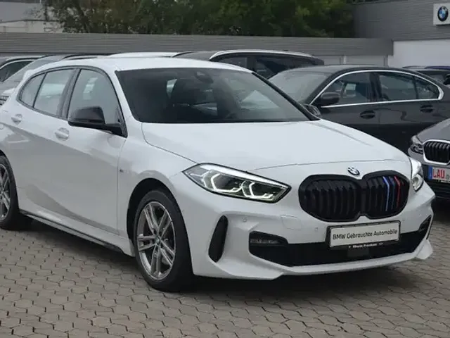 BMW 118