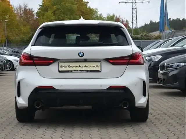 BMW 118