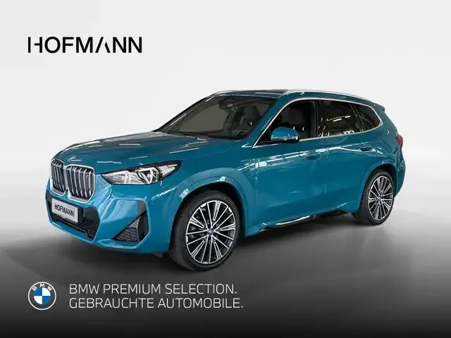 BMW iX1