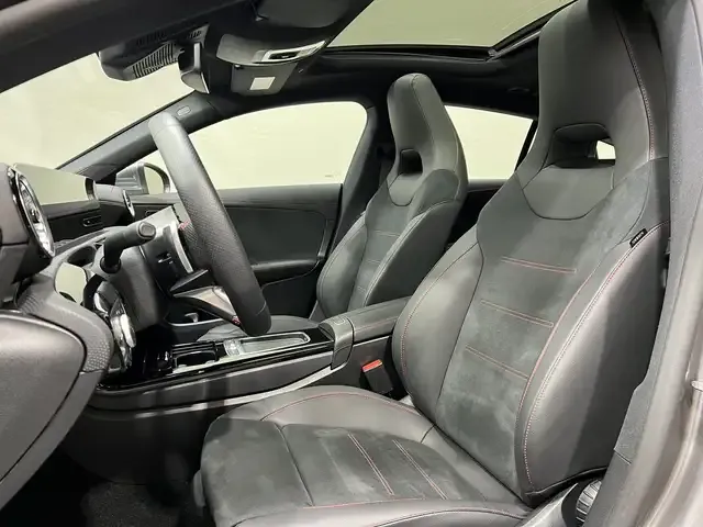 Mercedes-Benz CLA 180