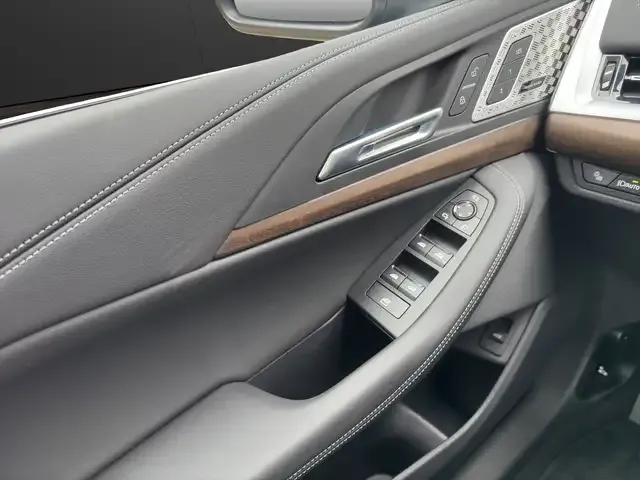 BMW 223
