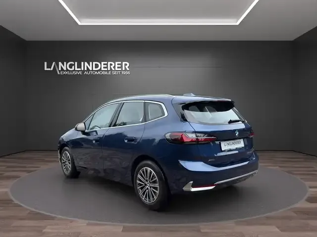 BMW 223
