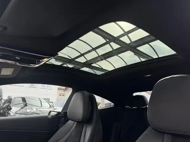 Mercedes-Benz CLE 200