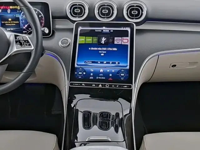 Mercedes-Benz C 200