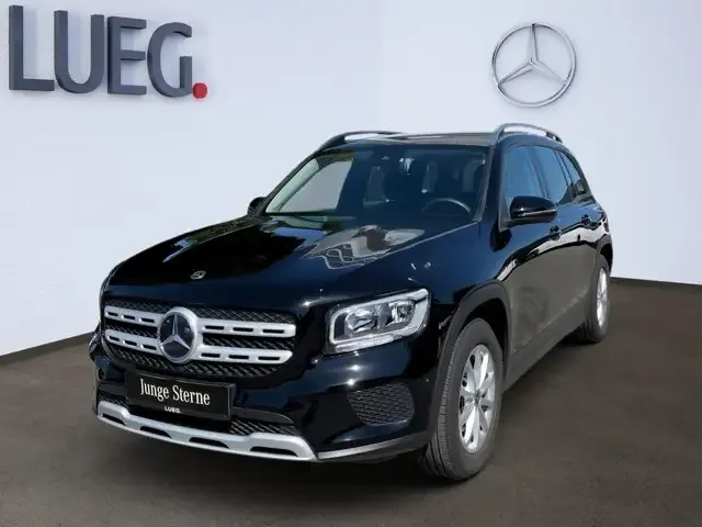 Mercedes-Benz GLB 180