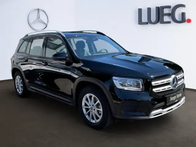 Mercedes-Benz GLB 180