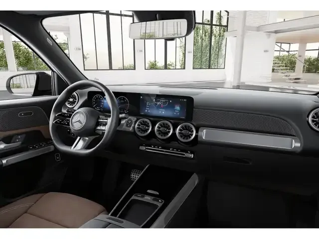 Mercedes-Benz GLB 220